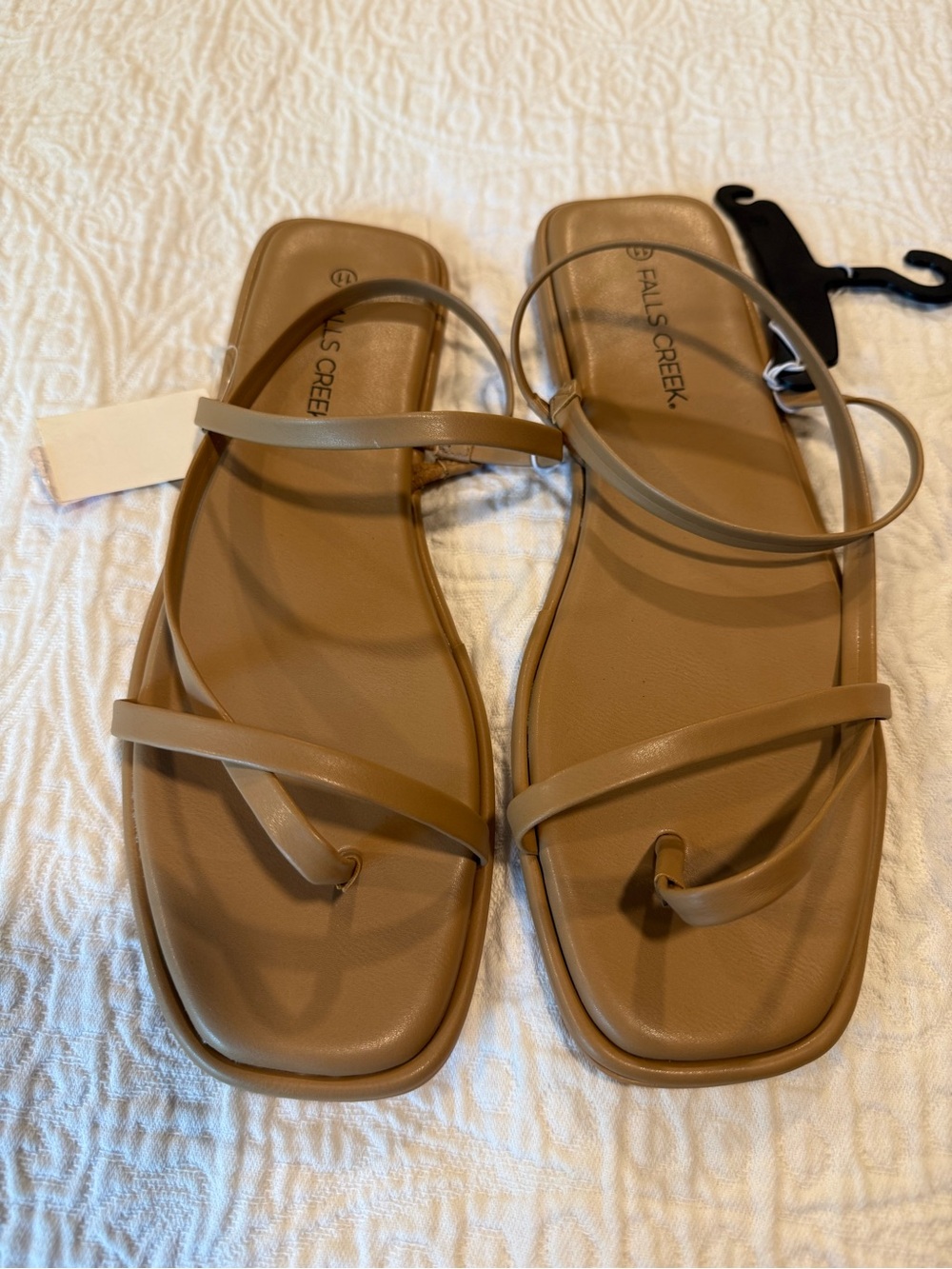 Falls Creek beige tan strappy flat sandals 11 new memory foam